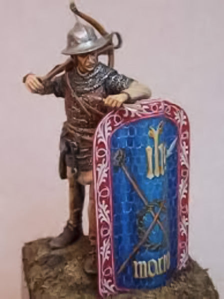 Crossbowman with Pavia shield 1370-1480