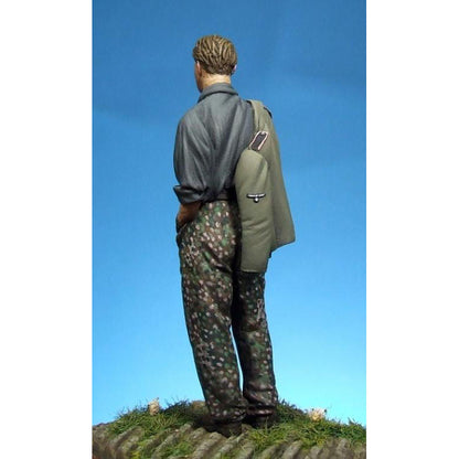 SS Panzer Recon Crewman