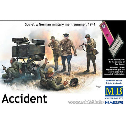 Accident - Soviet & German Military Men, Summer 1941 (Figures)