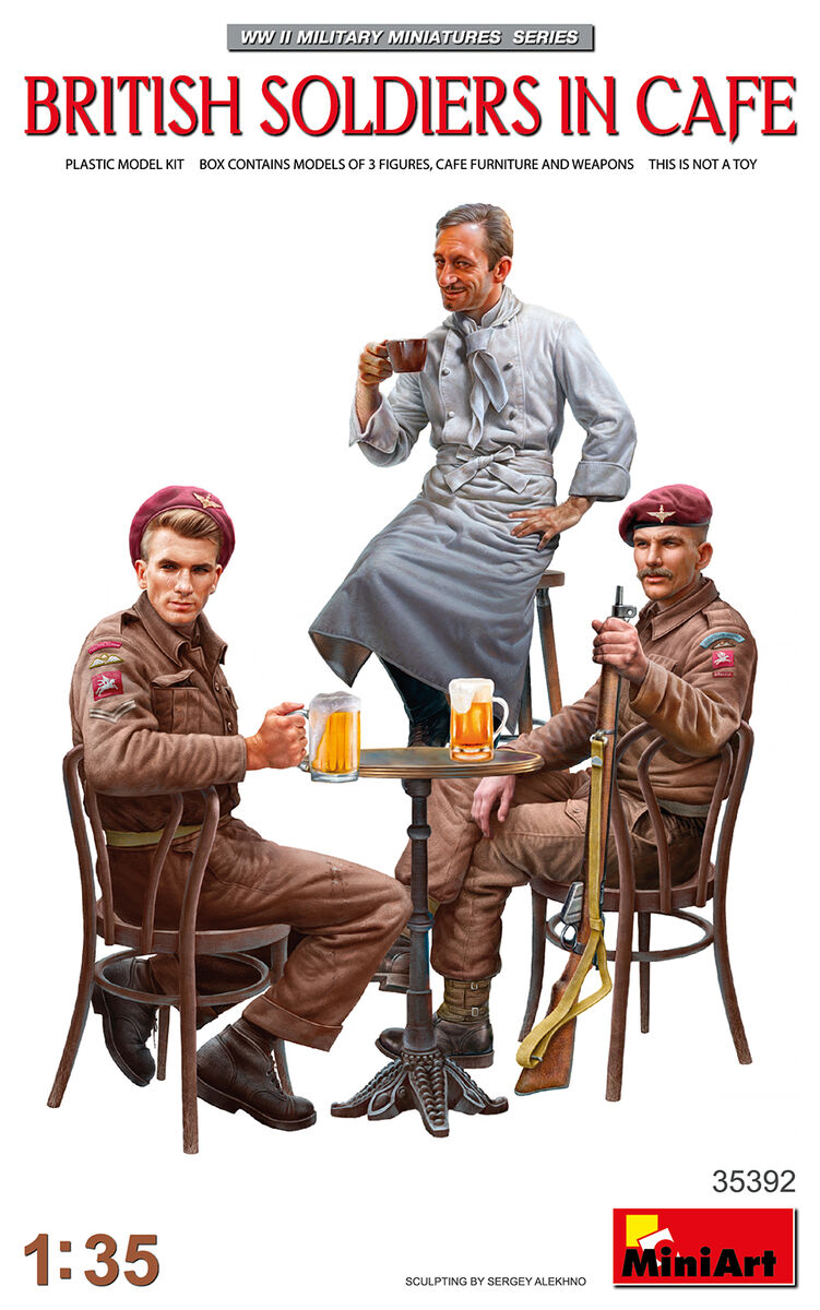 British Soldiers in Cafè